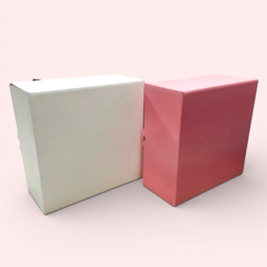 Caja Pastel chico cerrada